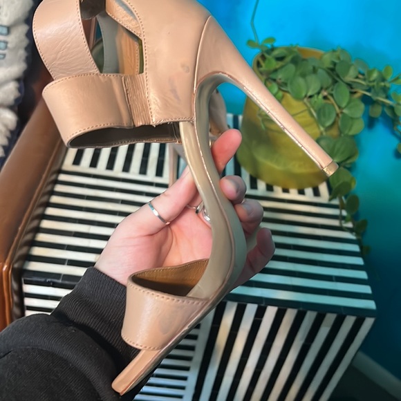 Steve Madden Mysterii Heels -Tan/Nude - Picture 3 of 5